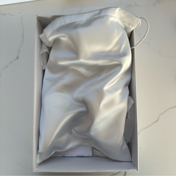 Suzanne Rae Fringe Back Sandal WITHOUT fringe - Picture 6 of 9